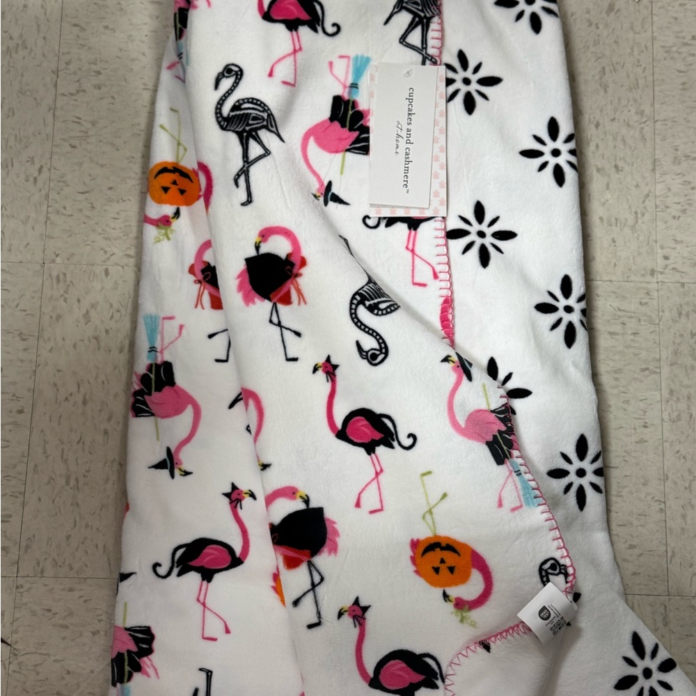 Cupio Flamingo and Floral Patterned Blanket - Pink, Black, White